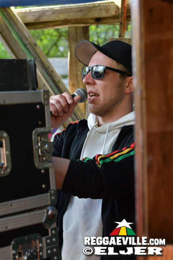 Ras Tinny & Soulfood Sound, Roots Plague Soundsystem