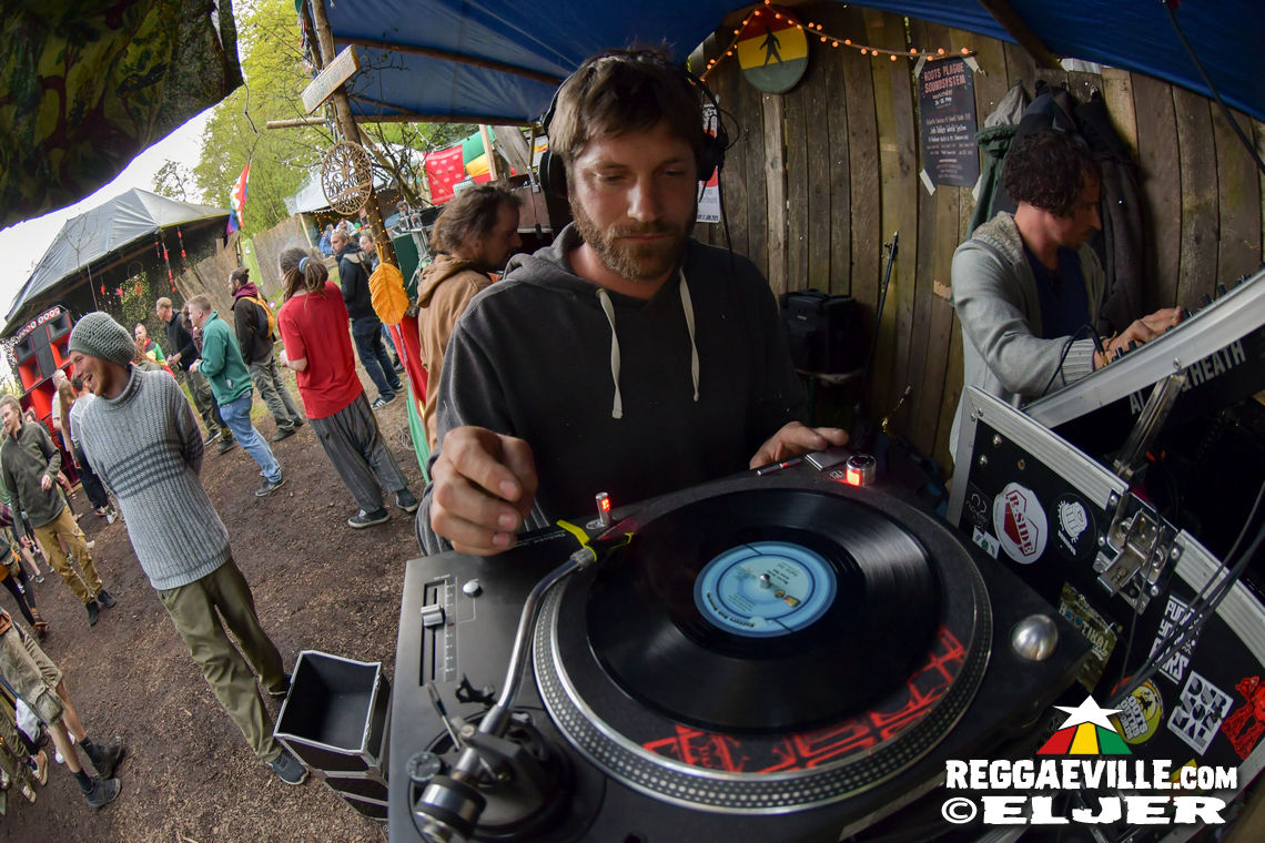 Ras Tinny & Soulfood Sound, Roots Plague Soundsystem