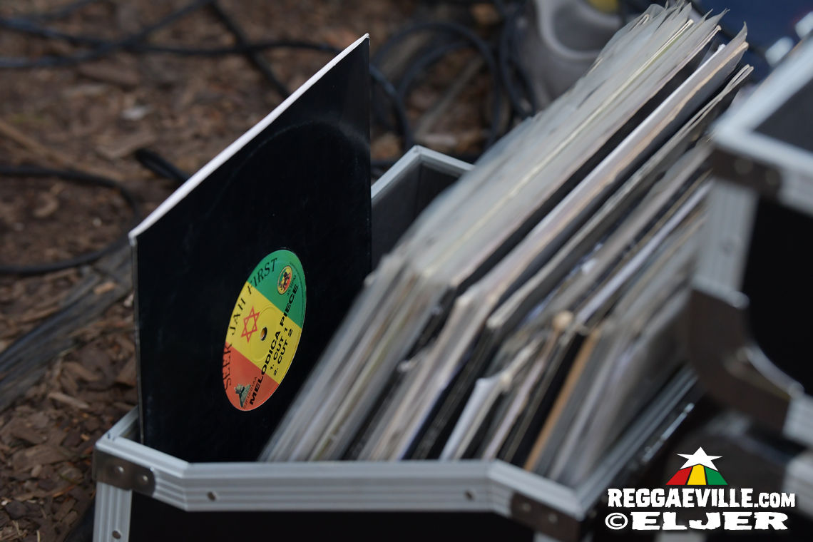 Ras Tinny & Soulfood Sound, Roots Plague Soundsystem