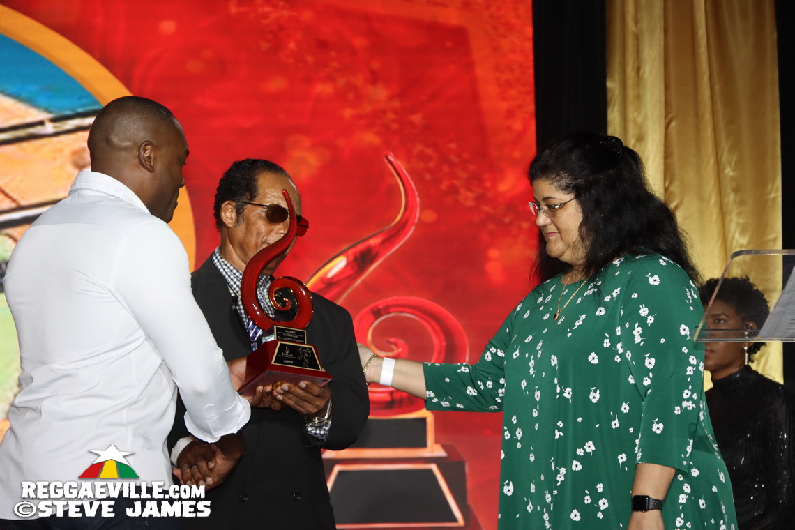 Horace Andy, Sharon Marley, Patricia Meschino...