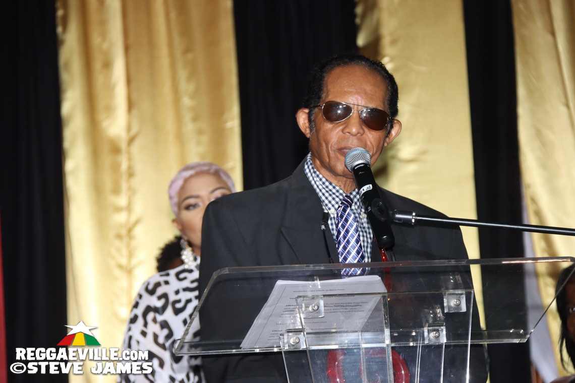 Horace Andy, Sharon Marley, Patricia Meschino...