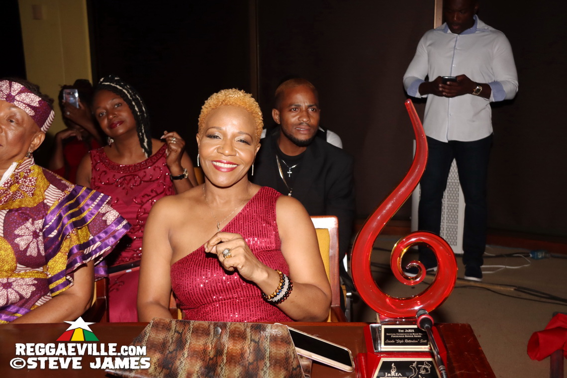 Horace Andy, Sharon Marley, Patricia Meschino...