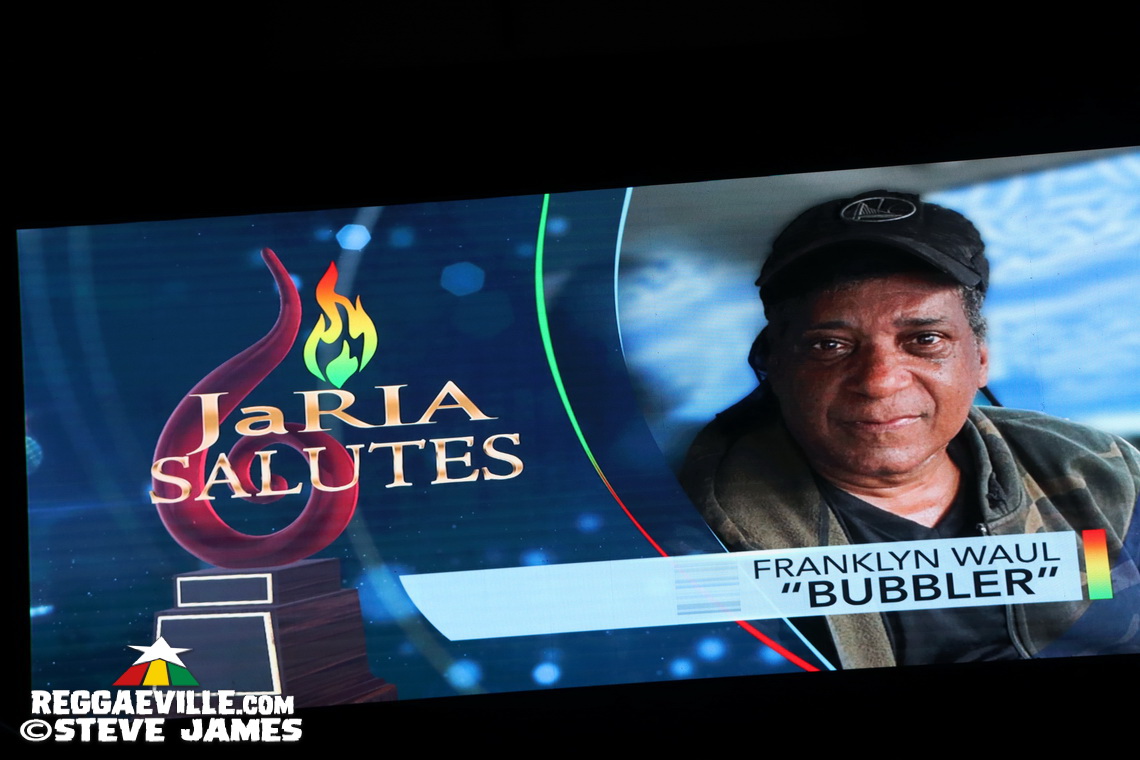 Horace Andy, Sharon Marley, Patricia Meschino...