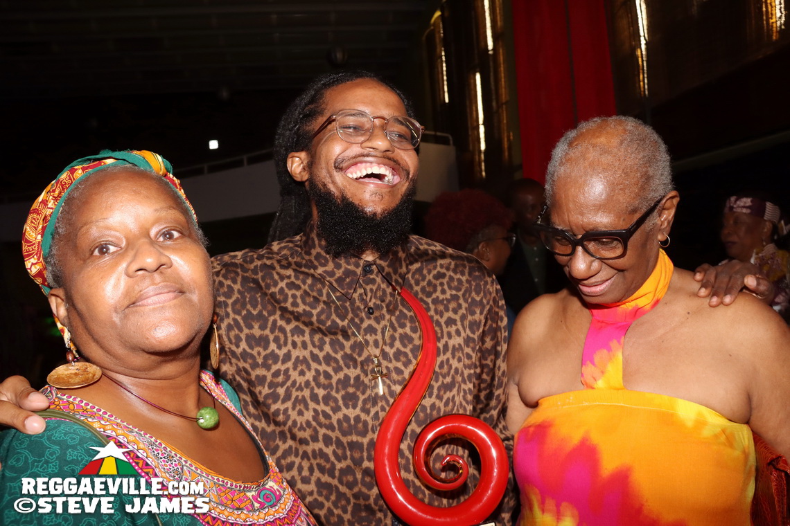 Marcia Griffiths, Ras-I...
