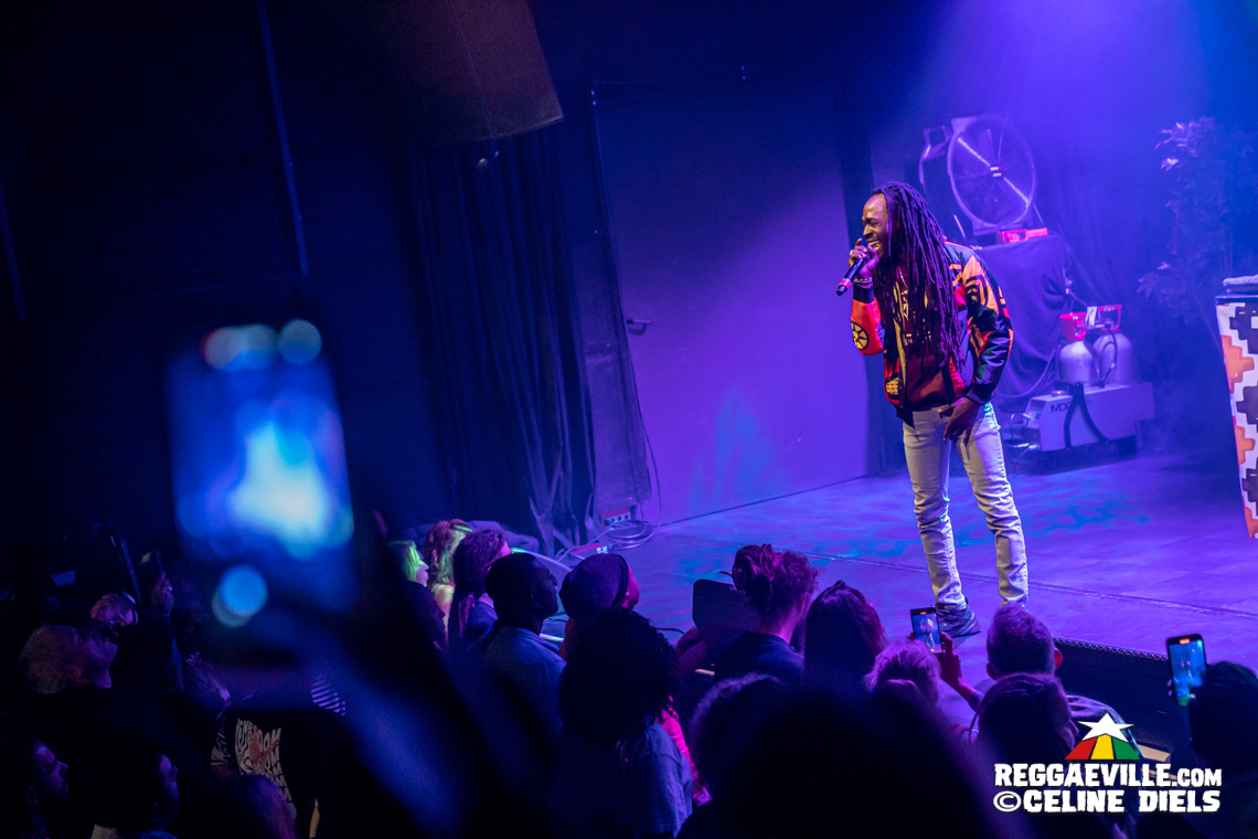 Jesse Royal with DJ Madbwoy