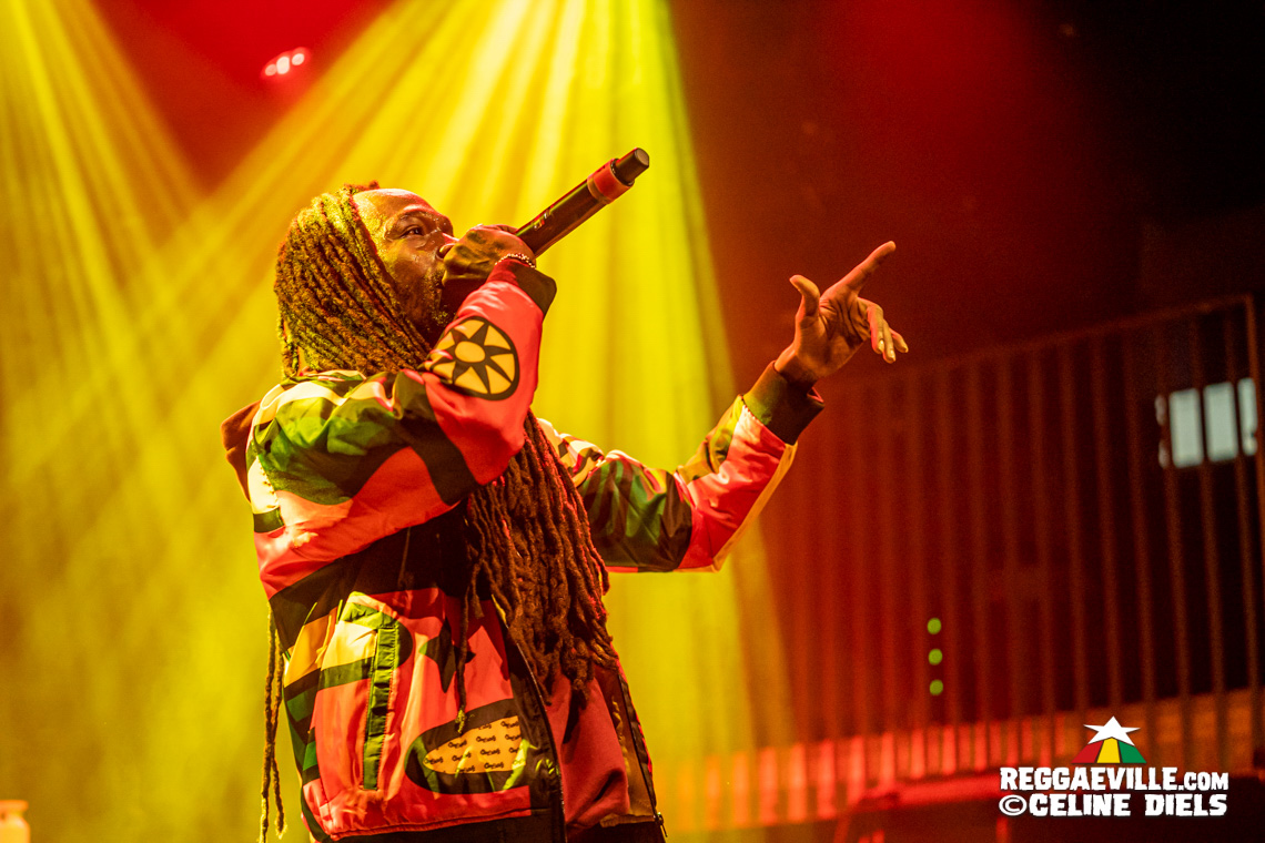 Jesse Royal with DJ Madbwoy