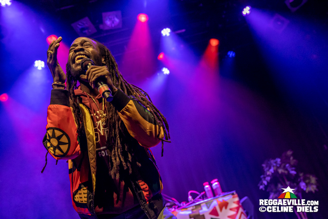 Jesse Royal with DJ Madbwoy