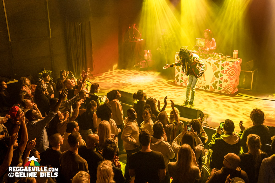 Jesse Royal with DJ Madbwoy