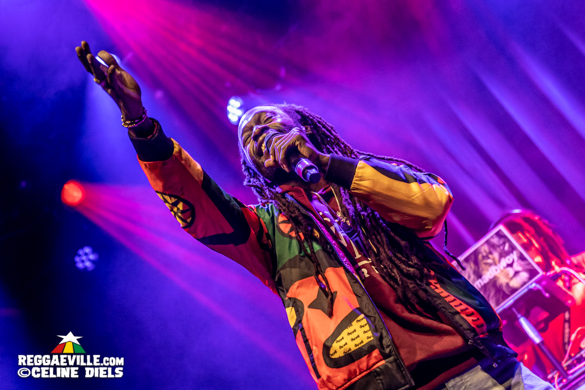 Jesse Royal with DJ Madbwoy