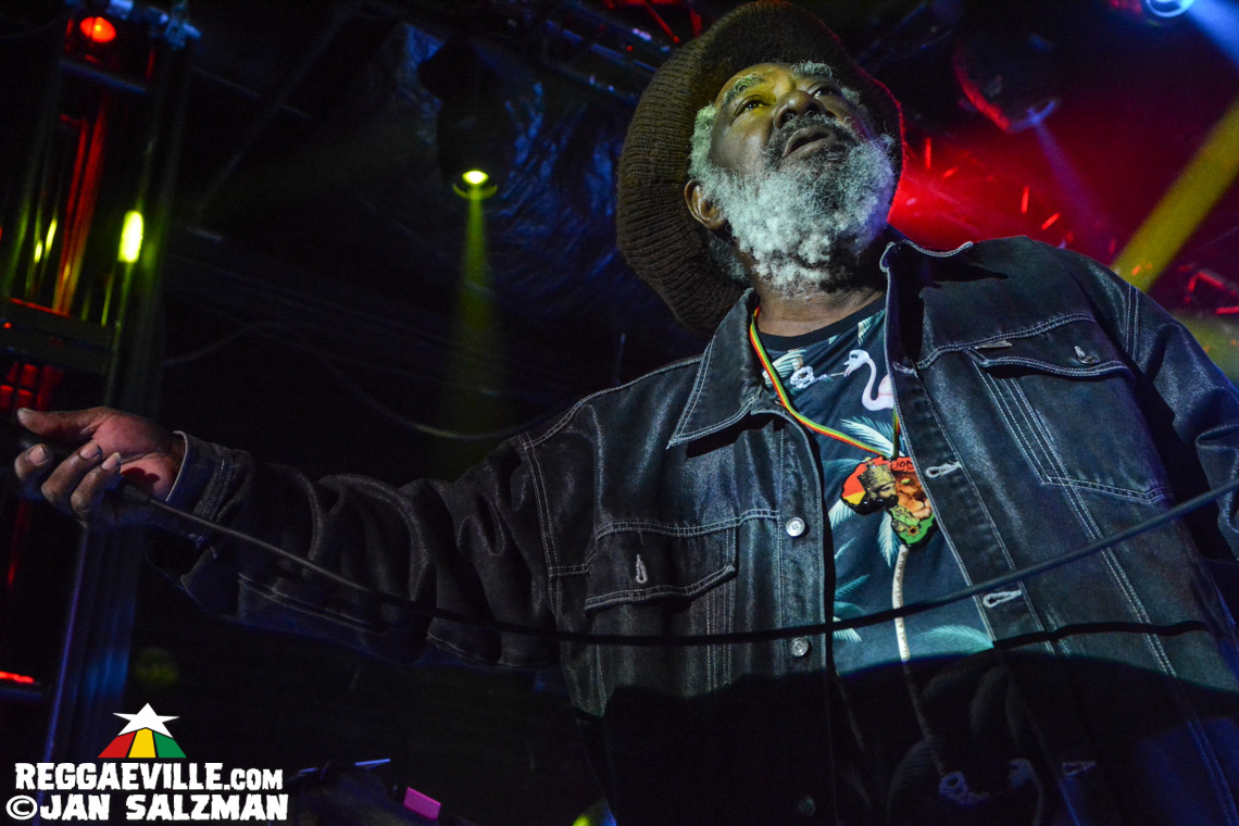 Johnny Clarke & The Fully Fullwood Band, The Steady 45s