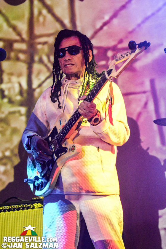 Johnny Clarke & The Fully Fullwood Band, The Steady 45s