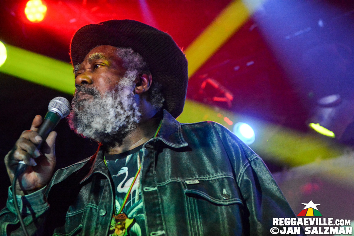 Johnny Clarke & The Fully Fullwood Band, The Steady 45s