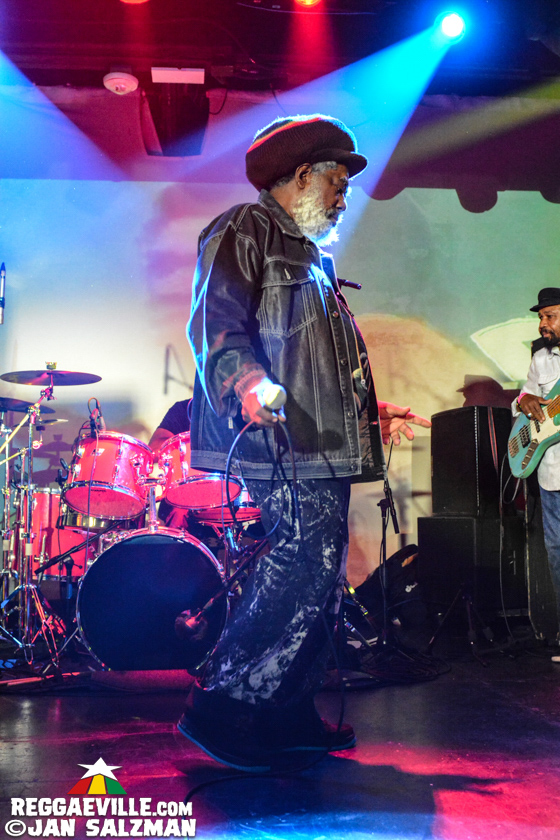 Johnny Clarke & The Fully Fullwood Band, The Steady 45s