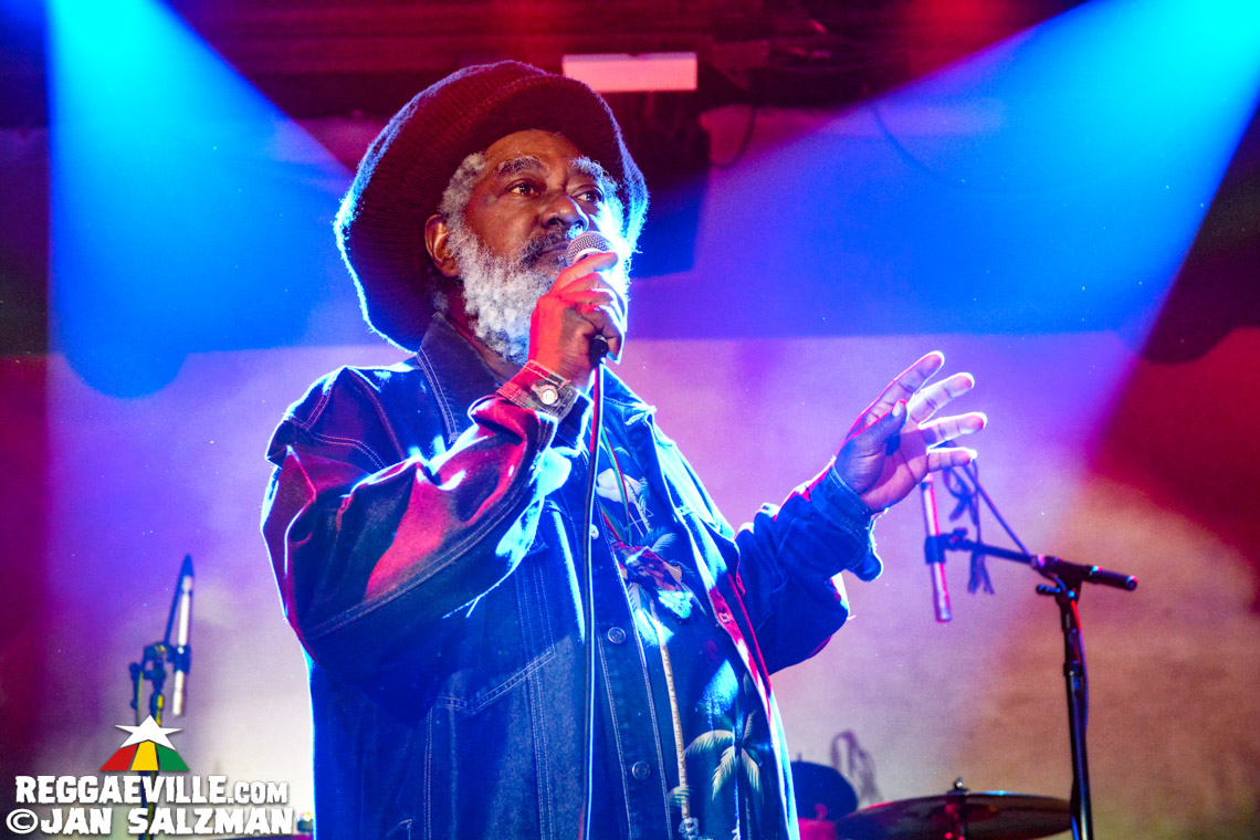 Johnny Clarke & The Fully Fullwood Band, The Steady 45s