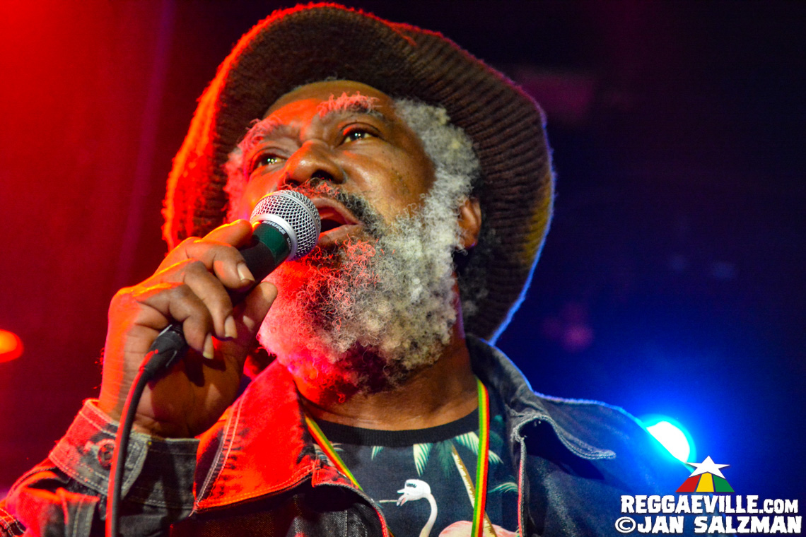 Johnny Clarke & The Fully Fullwood Band, The Steady 45s