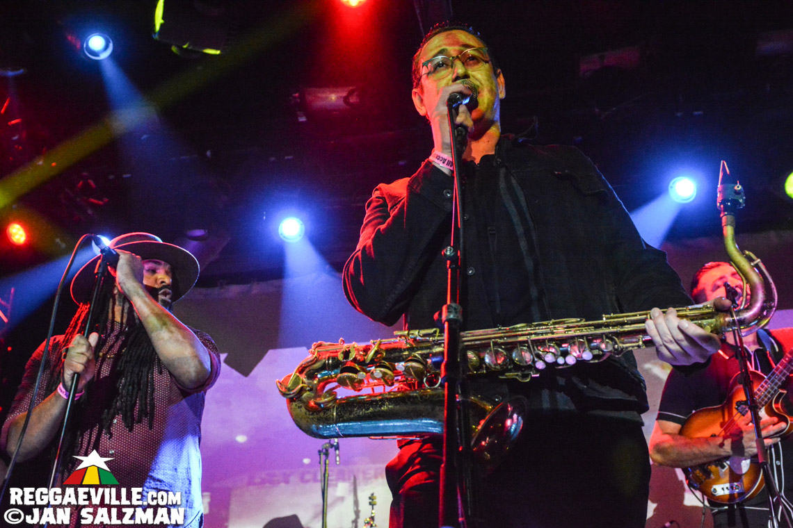 Johnny Clarke & The Fully Fullwood Band, The Steady 45s