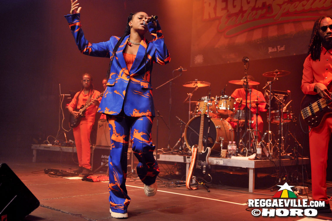 Lila Iké, Lutan Fyah