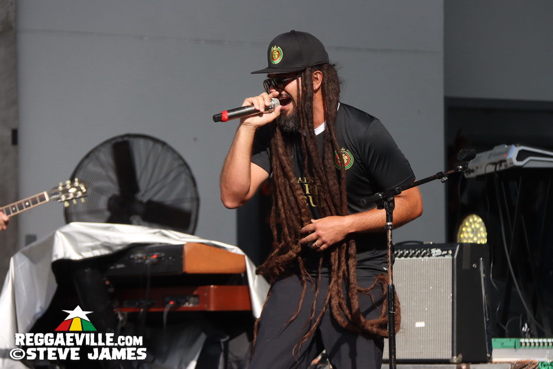 Inner Circle, I Octane, Alison Hinds, Locos Por Juana, The Dubplates
