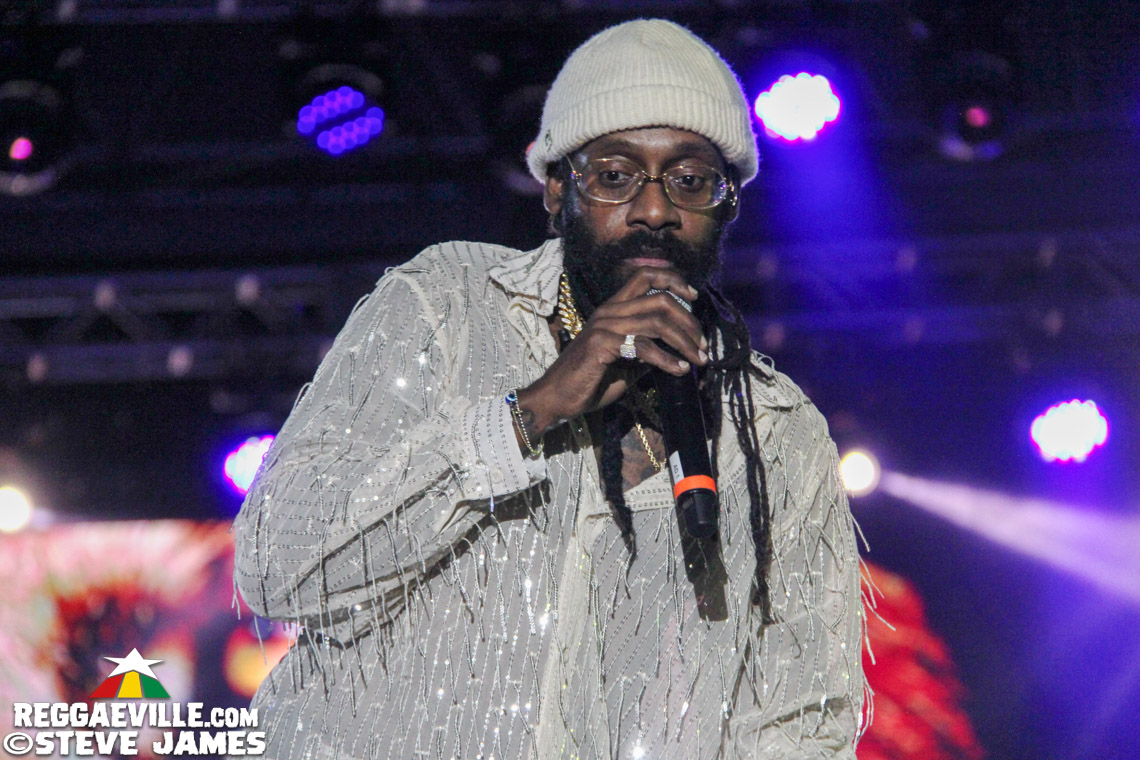 Marcia Griffiths, Tarrus Riley with Dean Fraser