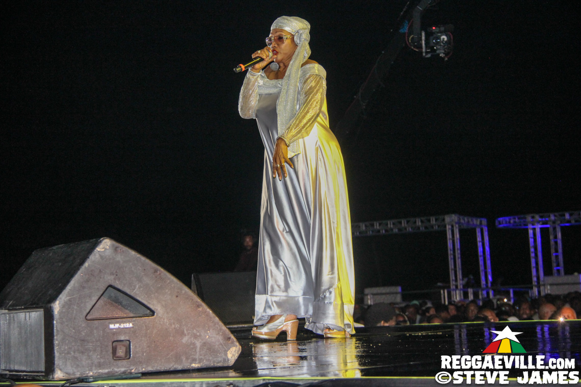 Marcia Griffiths, Tarrus Riley with Dean Fraser