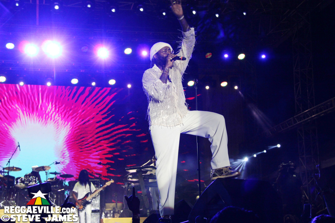 Marcia Griffiths, Tarrus Riley with Dean Fraser