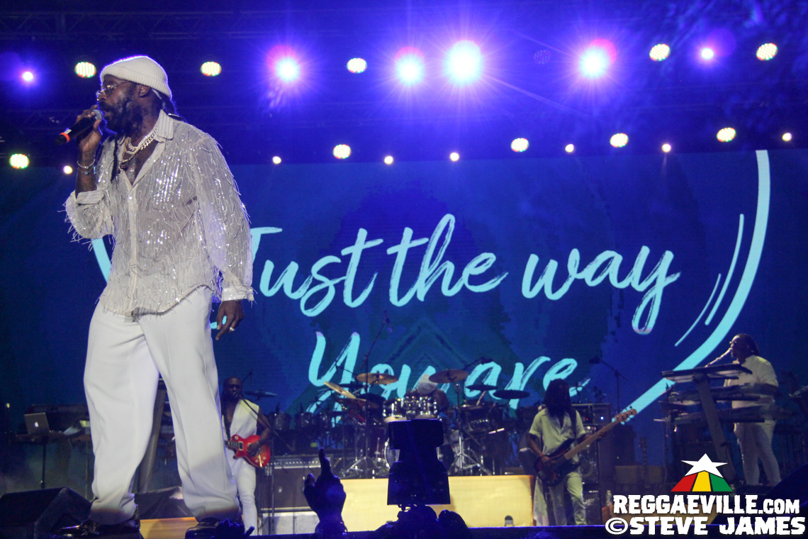 Marcia Griffiths, Tarrus Riley with Dean Fraser