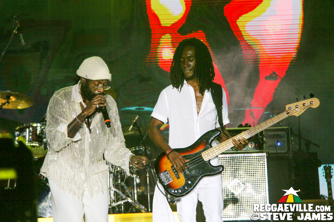 Marcia Griffiths, Tarrus Riley with Dean Fraser