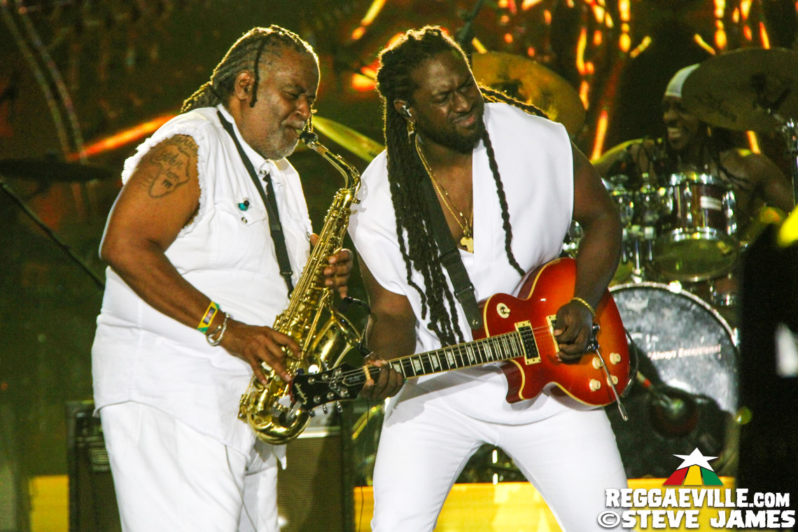 Marcia Griffiths, Tarrus Riley with Dean Fraser