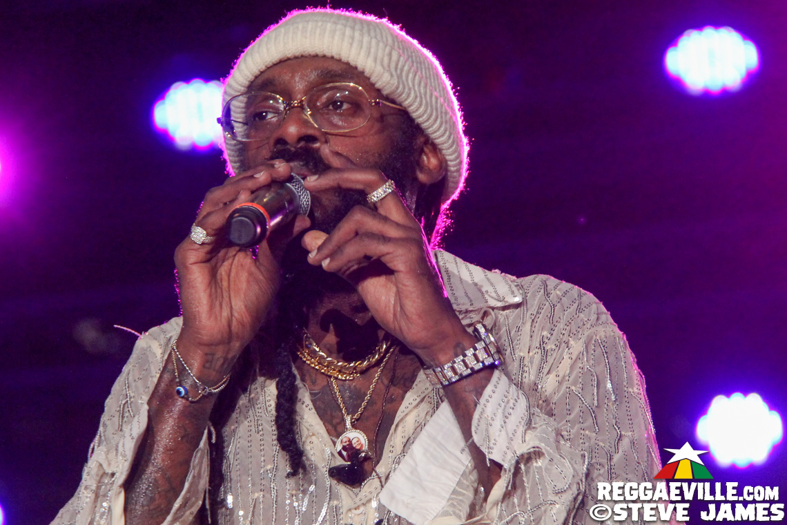 Marcia Griffiths, Tarrus Riley with Dean Fraser