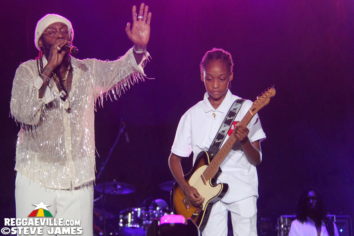 Marcia Griffiths, Tarrus Riley with Dean Fraser