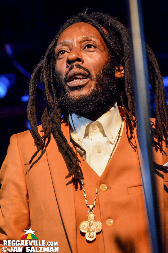 Wailing Souls, The Meditations, The Gladiators feat. Droop Lion