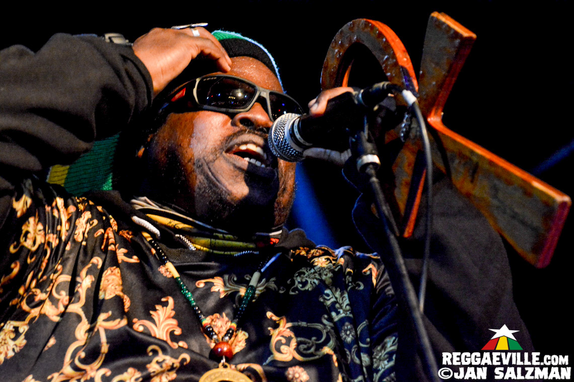 Wailing Souls, The Meditations, The Gladiators feat. Droop Lion