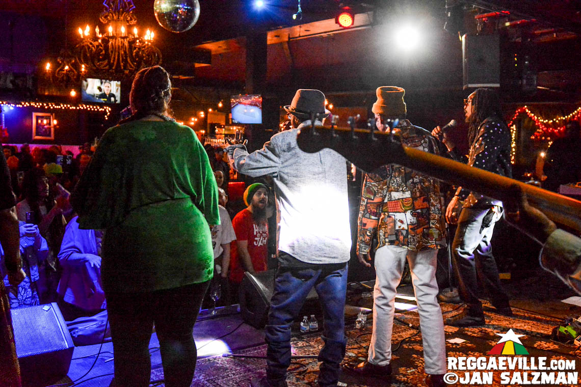 Wailing Souls, The Meditations, The Gladiators feat. Droop Lion