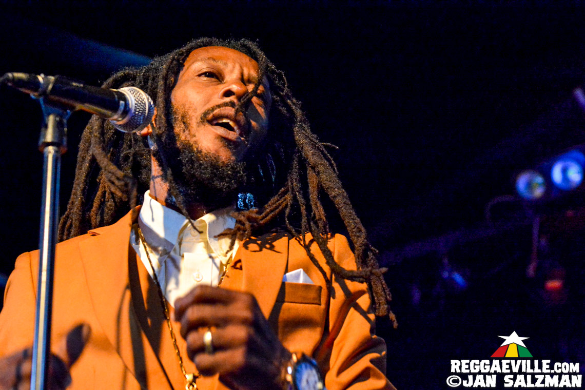 Wailing Souls, The Meditations, The Gladiators feat. Droop Lion