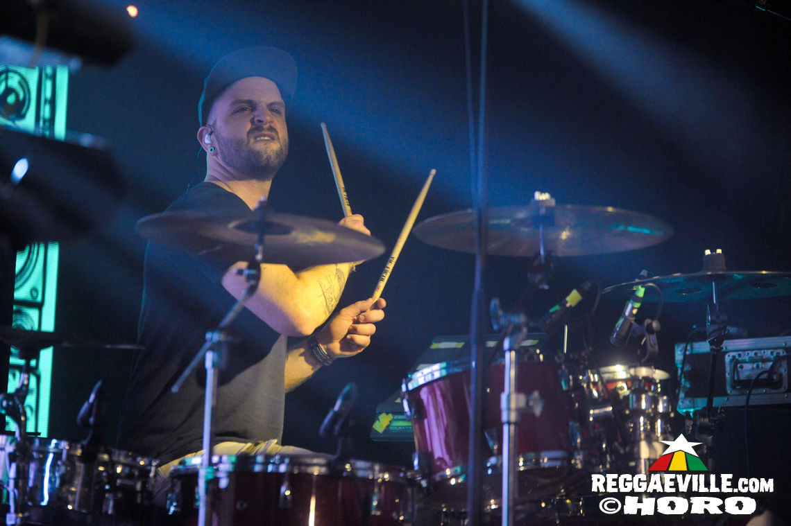 Mellow Mood with special guests INTI & Chaski