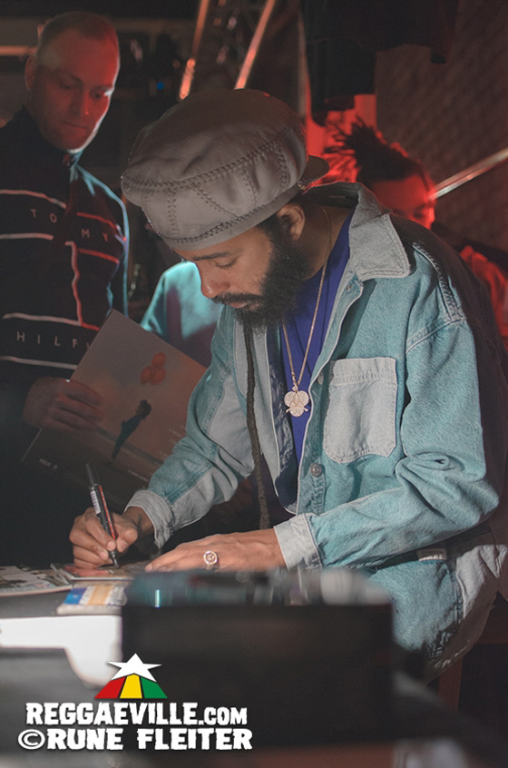 Protoje & Ziah .Push