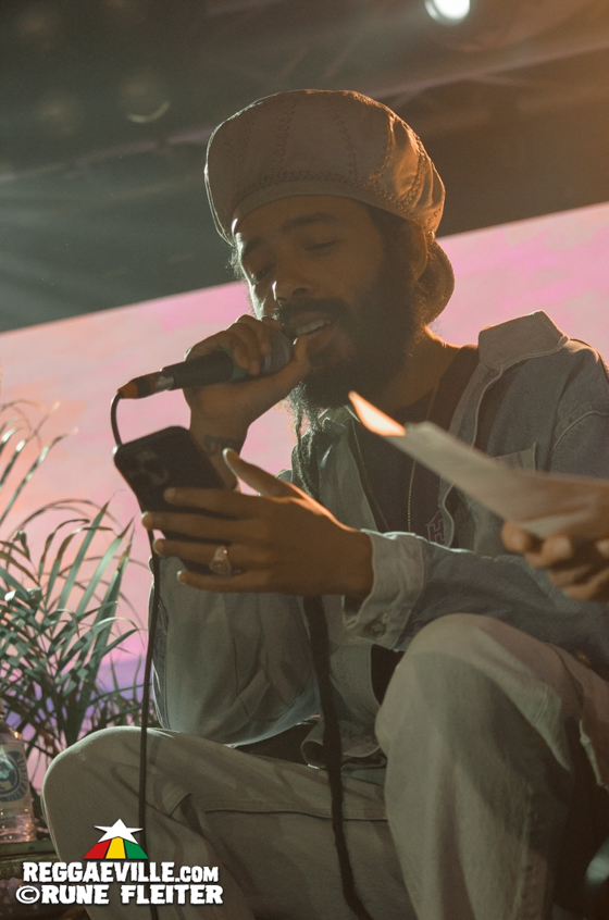 Protoje & Ziah .Push