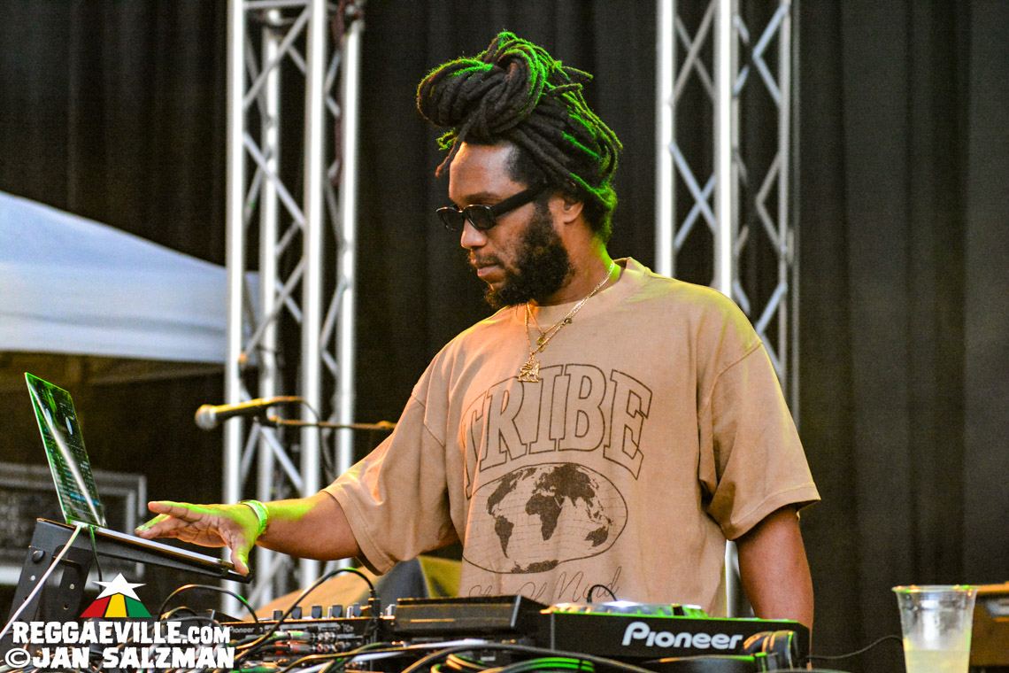 Protoje & The Indiggnation, Ras Rebel with Empress Akua