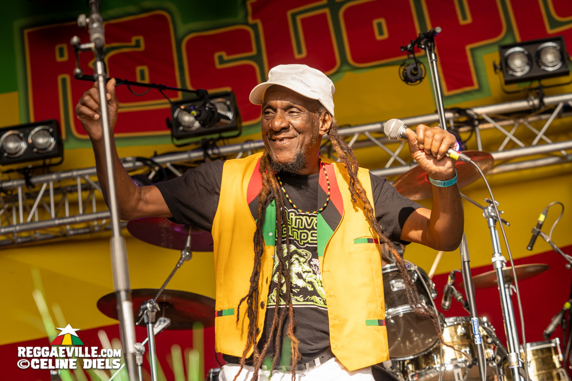 Linval Thompson, Anthony John & Dreadless