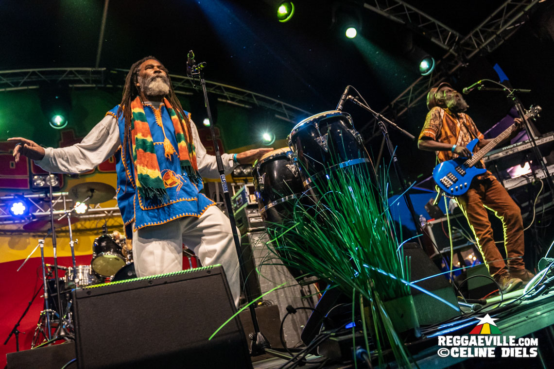 Twinkle Brothers, Rootsriders