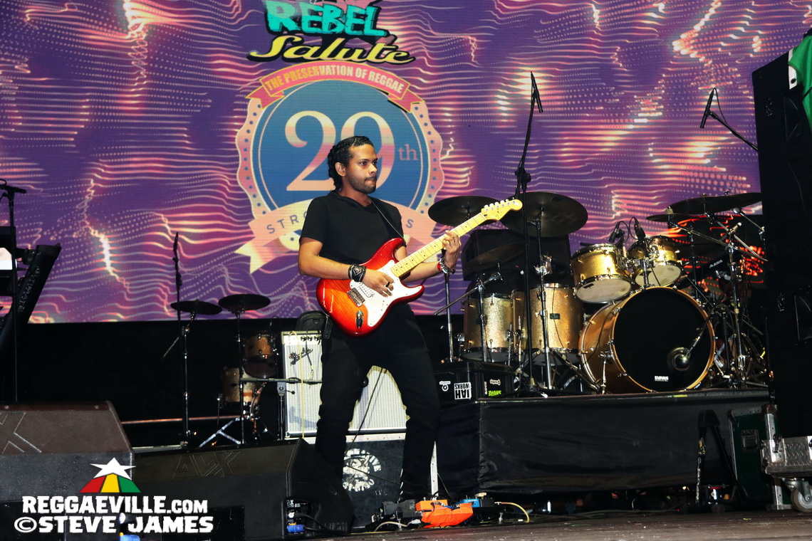 Bounty Killer, Big Mountain, Glen Washington, Heavyweight Rockaz