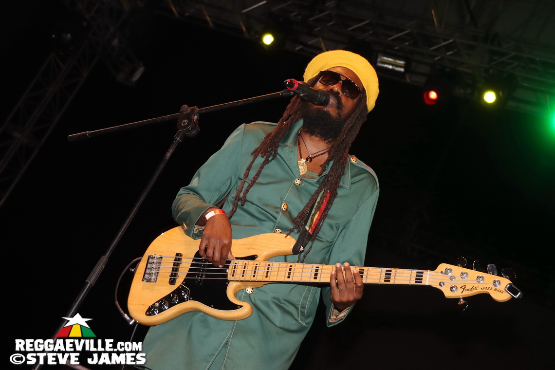 Bounty Killer, Big Mountain, Glen Washington, Heavyweight Rockaz