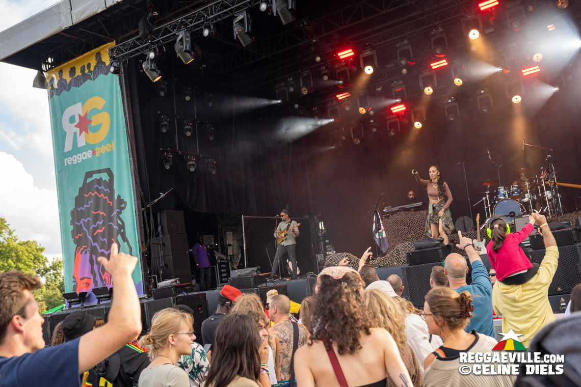 Marcia Griffiths, Tanya Stephens, Nattali Rize