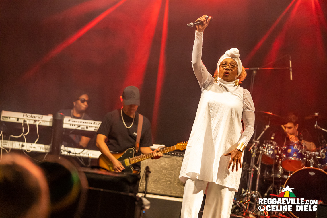 Marcia Griffiths, Tanya Stephens, Nattali Rize