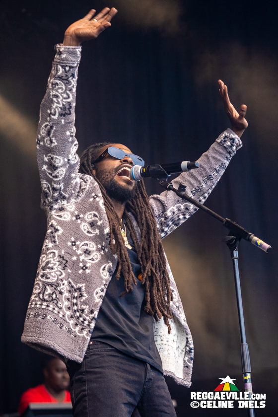 Jesse Royal, Yaksta, Ras-I