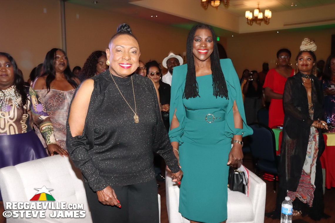 Marcia Griffiths, Olivia 'Babsy' Grange, Winston 'Wee Pow' Powell, David Cairol