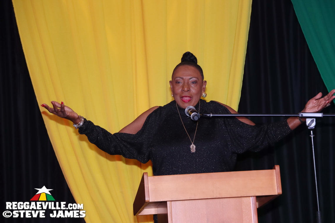 Marcia Griffiths, Olivia 'Babsy' Grange, Winston 'Wee Pow' Powell, David Cairol