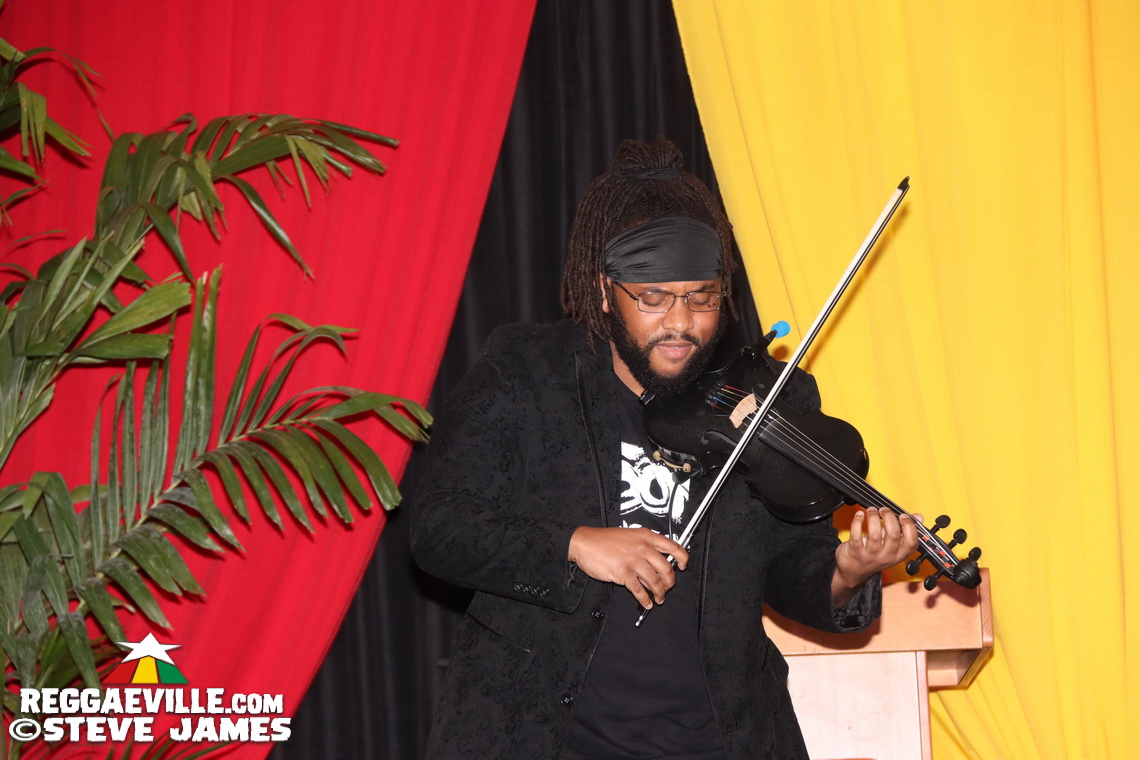 Marcia Griffiths, Olivia 'Babsy' Grange, Winston 'Wee Pow' Powell, David Cairol