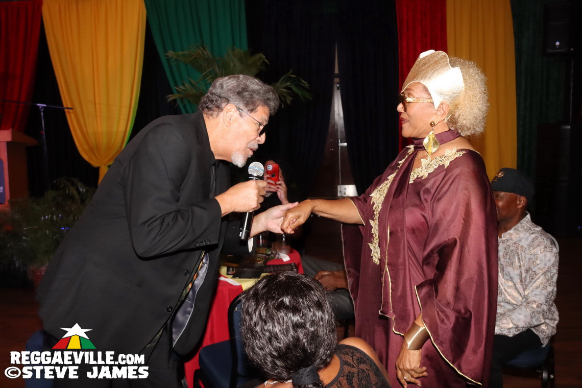 Marcia Griffiths, Olivia 'Babsy' Grange, Winston 'Wee Pow' Powell, David Cairol