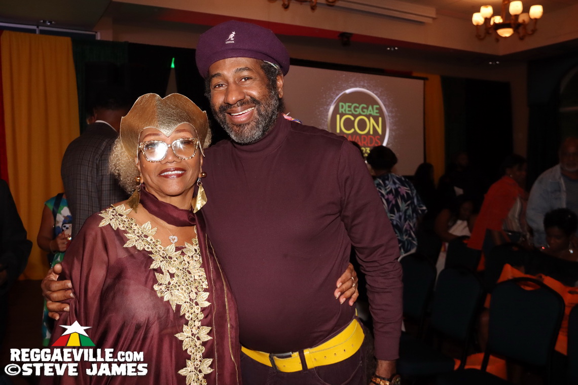 Marcia Griffiths, Olivia 'Babsy' Grange, Winston 'Wee Pow' Powell, David Cairol